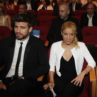 Piqué y Shakira en una conferencia en Isral