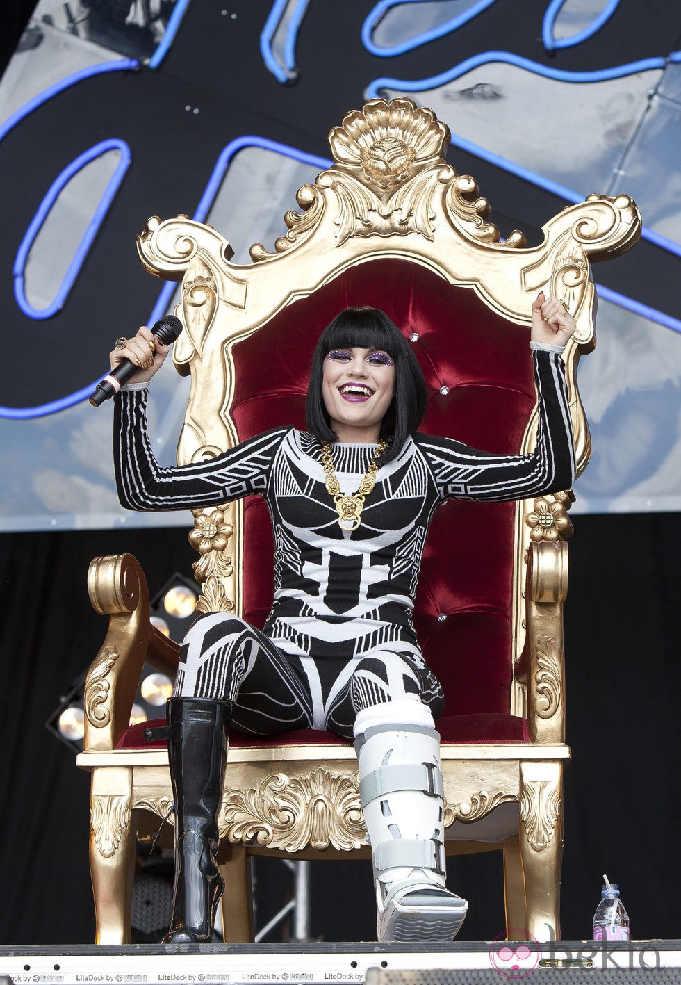 Jessie J en el Festival de Glastonbury