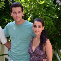 Mario Casas e Inma Cuesta en el rodaje de 'Grupo 7'