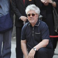 Pedro Almodóvar en el Paseo de la Fama de Madrid