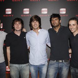 La banda Melocos en la presentación de un coche