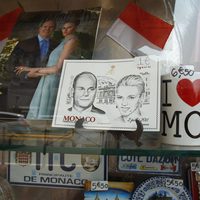 Postales conmemorativas de la boda de Alberto de Mónaco y Charlene Wittstock