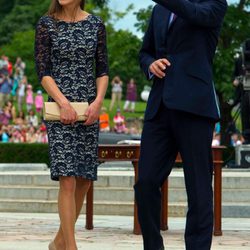 Los Duques de Cambridge saludan al pueblo canadiense