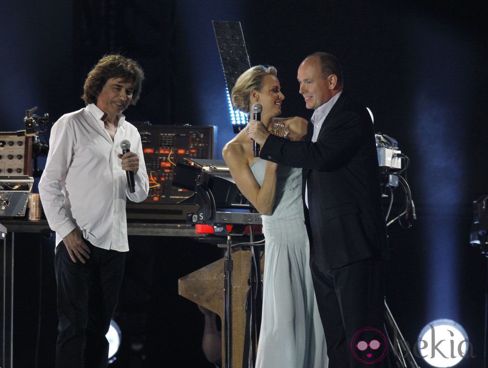 Alberto de Mónaco y Charlene Wittstock en el concierto de Jean-Michel Jarre