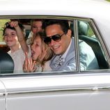 Lila Grace, hija de Kate Moss, feliz en la boda de su madre con Jamie Hince