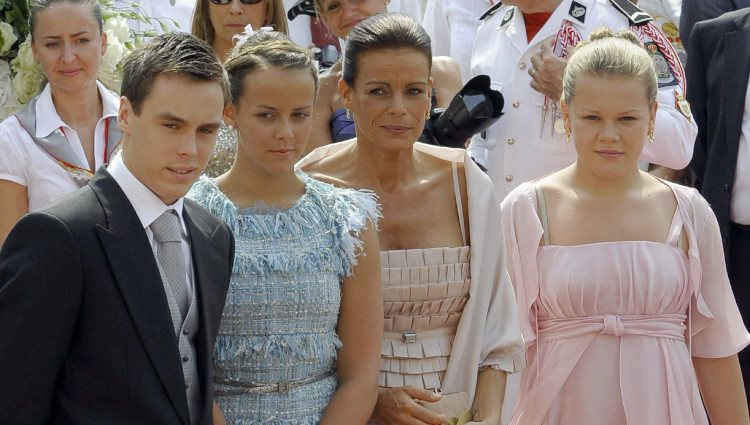 Estefanía de Mónaco y sus tres hijos en la boda de Alberto y Charlene