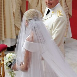 Alberto de Mónaco y Charlene Wittstock durante su boda religiosa