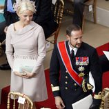 Haakon y Mette Marit de Noruega en la boda de Alberto y Charlene