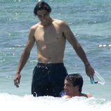 Rafa Nadal disfruta del mar en Ibiza