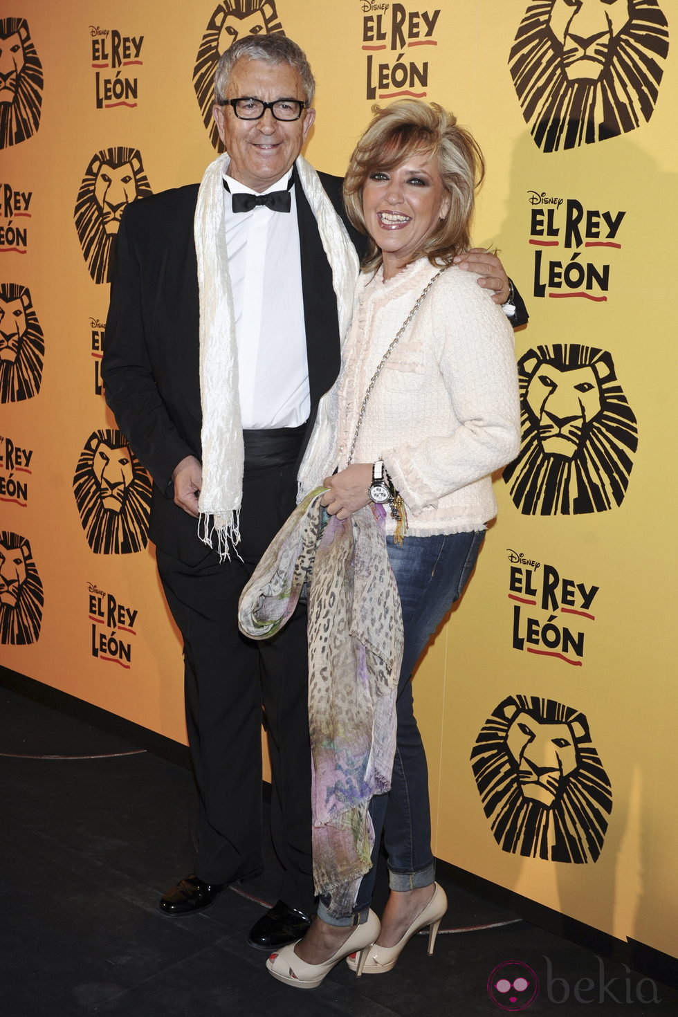 Paco Valladares y Lydia Lozano en el estreno del musical 'El Rey León' en Madrid