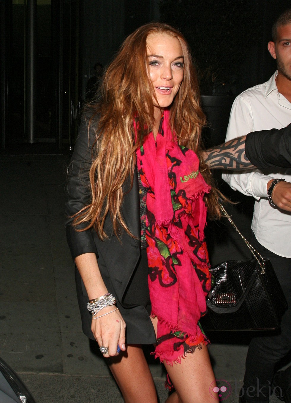 Lindsay Lohan camina borracha por Londres