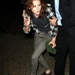 Kristen Stewart borracha por las calles de Nueva York