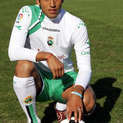 Ezequiel Garay en su presentación como jugador del Racing de Santander