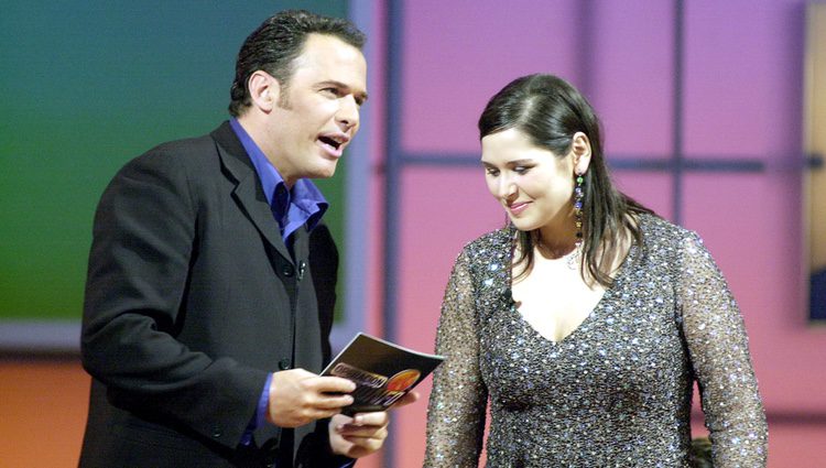 Rosa López y Carlos Lozano en la gala final de la primera edición de 'Operación Triunfo'