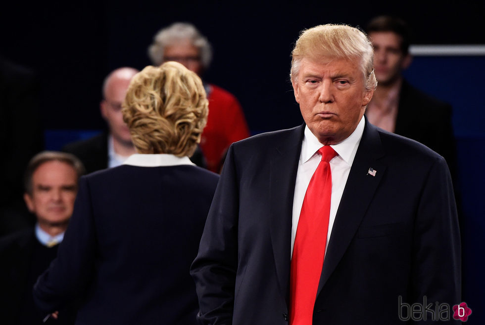 Donald Trump durante el segundo debate presidencial