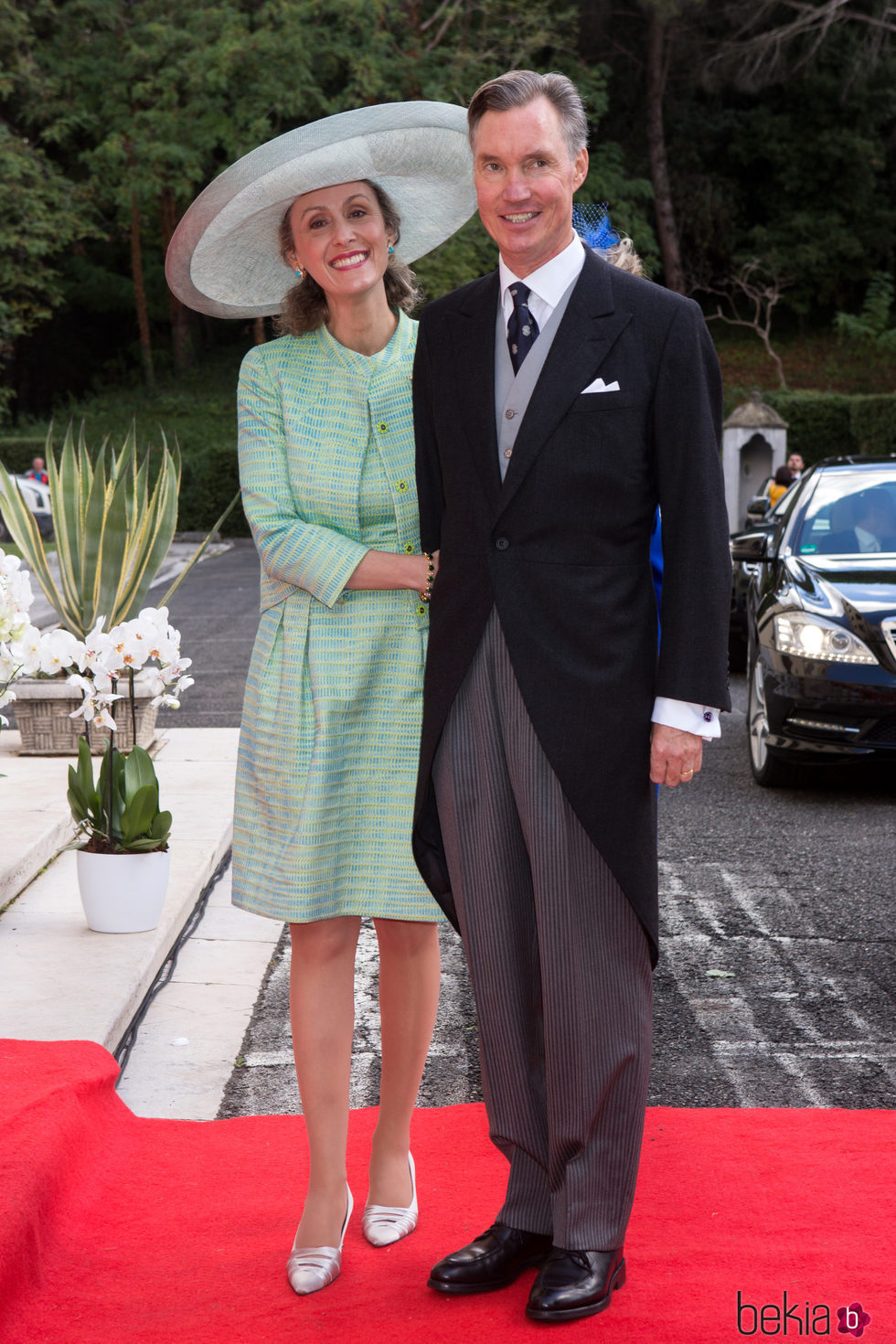 Guillermo y Sibilla de Luxemburgo en la boda de Leka de Albania y Elia Zaharia