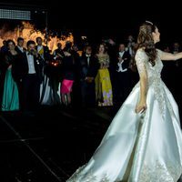 Leka de Albania y Elia Zaharia abren el baile nupcial en su boda