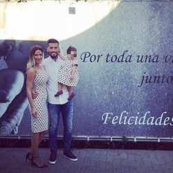 Ezequiel Garay celebrando su 30 cumpleaños con Tamara Gorro y Shaila