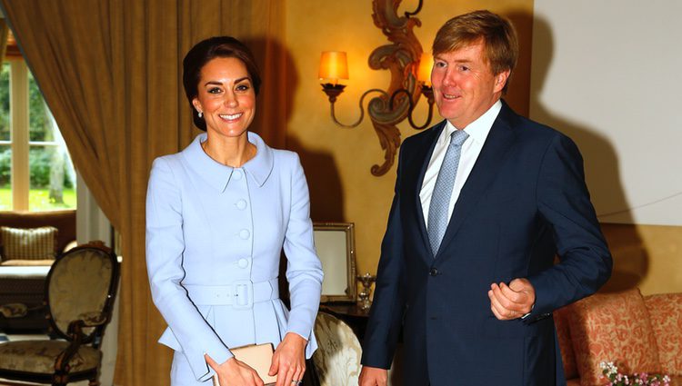 Kate Middleton y Guillermo Alejandro de Holanda en un almuerzo en La Haya