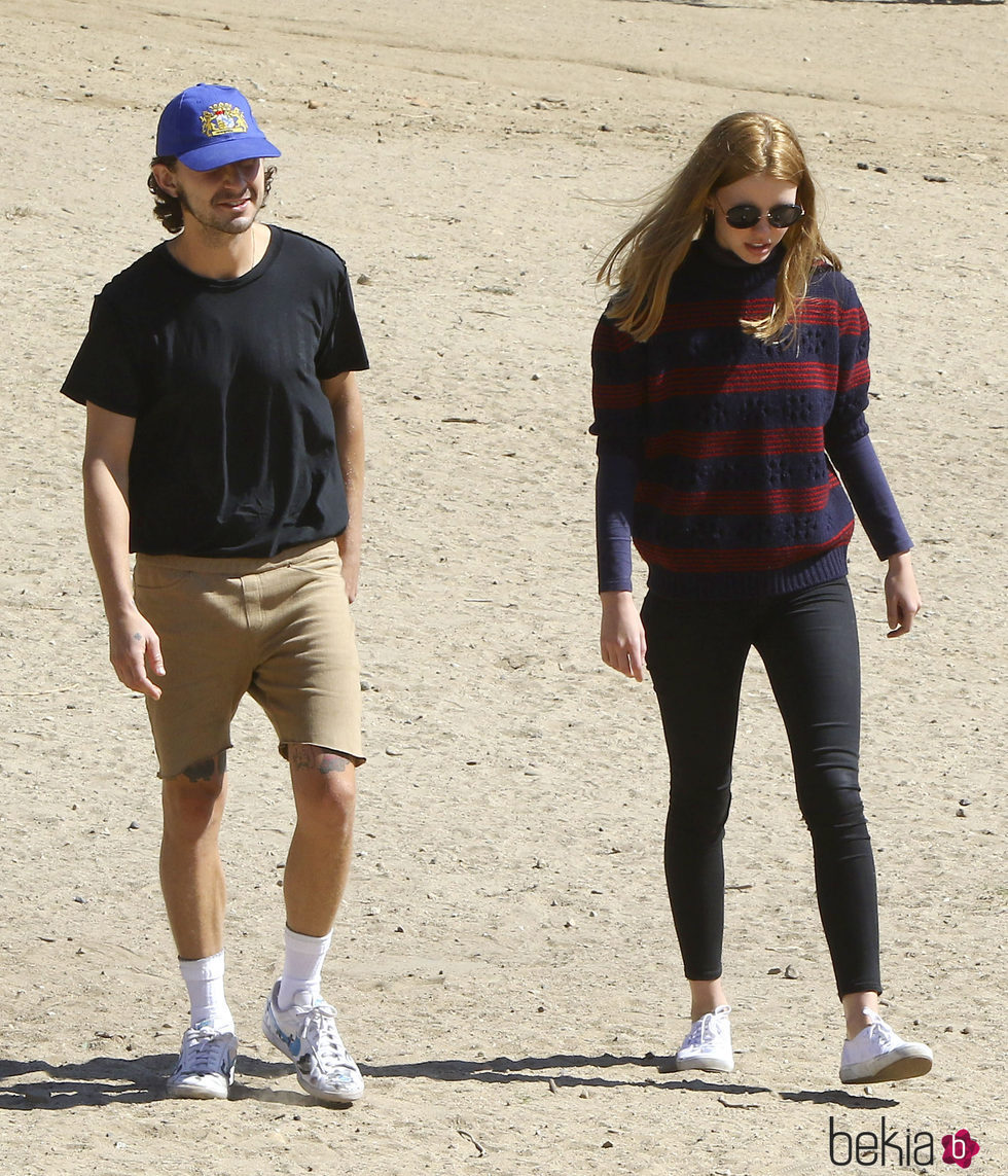 Shia LaBelouf y Mia Ghot en California