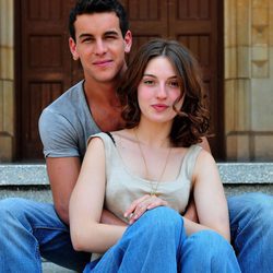 Mario Casas y María Valverde, protagonistas de 'Tres metros sobre el cielo'