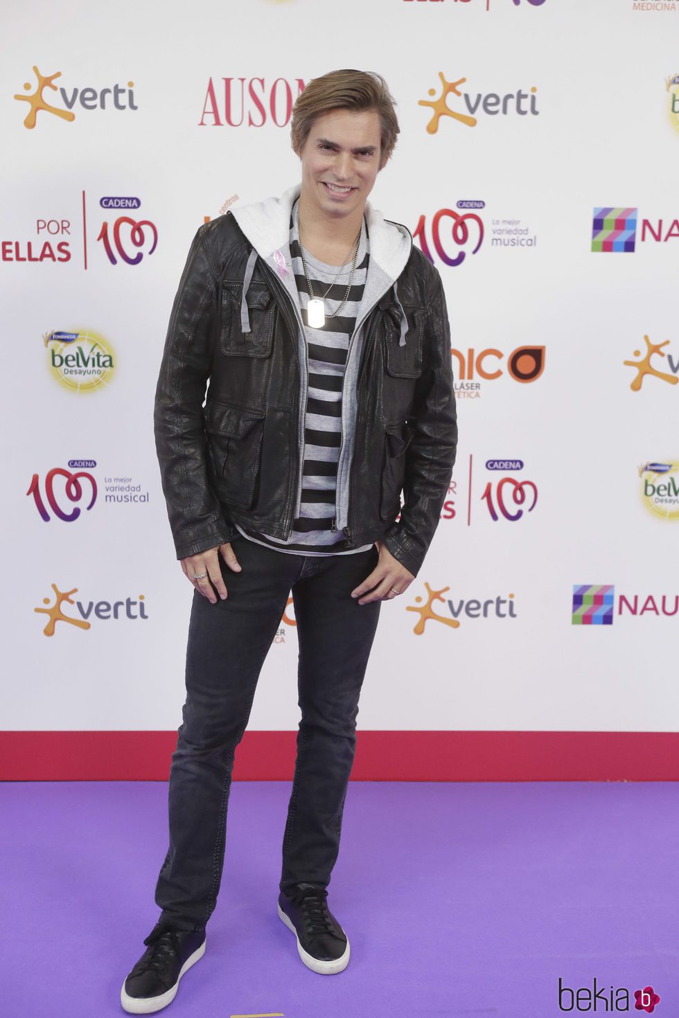 Carlos Baute en el photocall de 'Por ellas' de Cadena 100