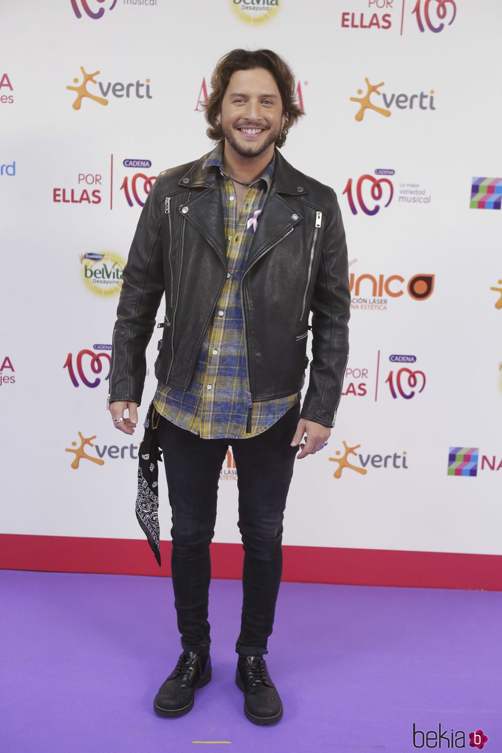 Manuel Carrasco en el photocall de 'Por ellas' de Cadena 100