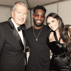 Mario Testino, Tinie Tempah y Demi Moore en la Gala MATE en Perú