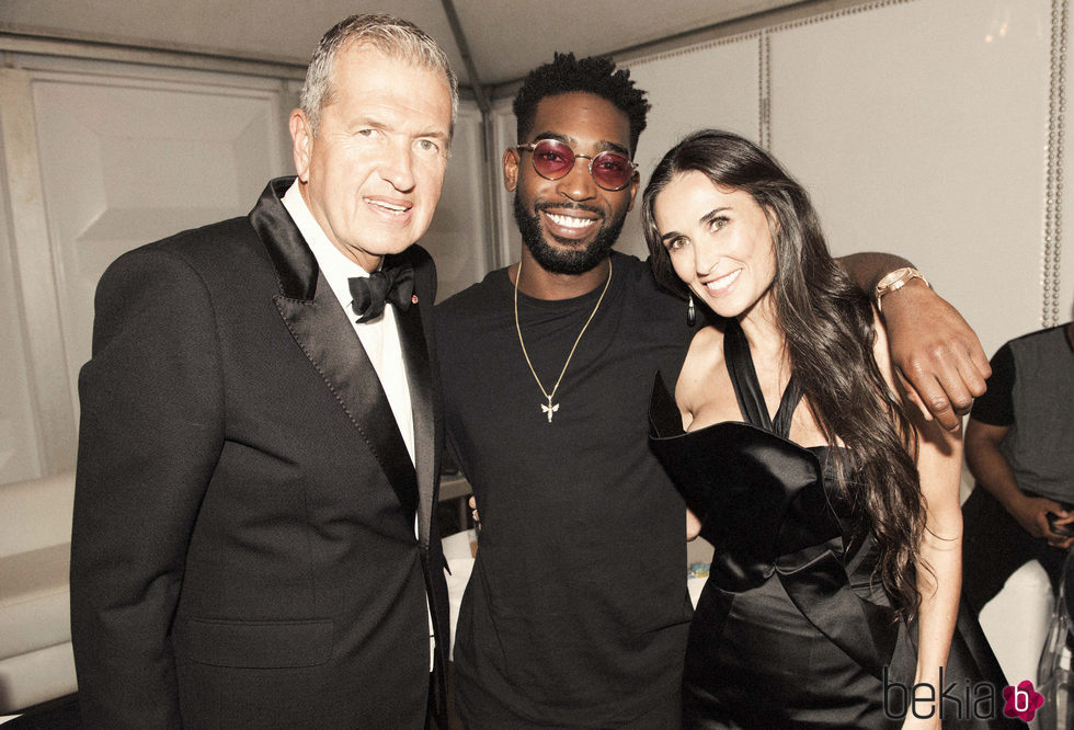 Mario Testino, Tinie Tempah y Demi Moore en la Gala MATE en Perú