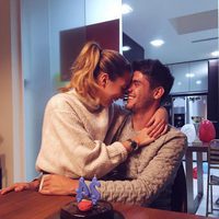 Alice Campello felicitando a Álvaro Morata por su 24 cumpleaños