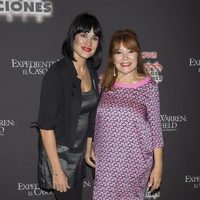 Irene Villa y su madre en la presentación de la semana 'Halloween 2016' del Parque de Atracciones de Madrid