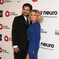 Paulina Rubio y Gerardo Bazúa en la Gala de Elton John tras los Oscar 2014