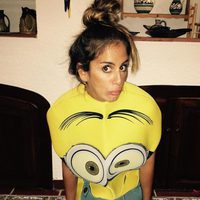 Anabel Pantoja disfrazada de minion para Halloween 2016