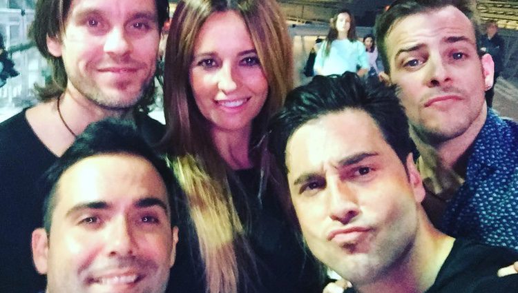 Isabel Navarro con Javián, Naim Thomas, Alex Casademunt y David Bustamante en los ensayos del concierto de 'OT: El Reencuentro'