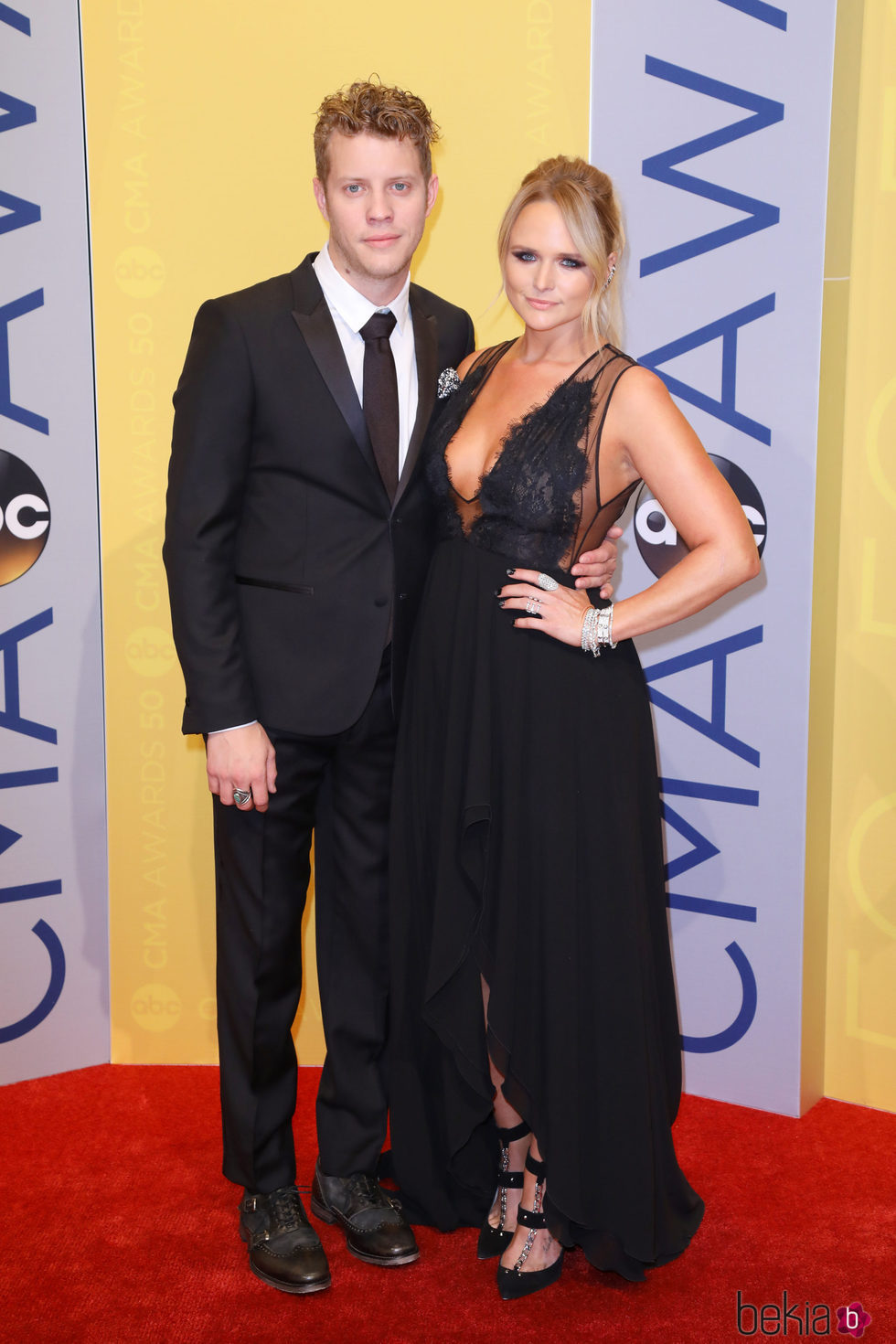 Miranda Lambert y Anderson East en los CMA Awards 2016