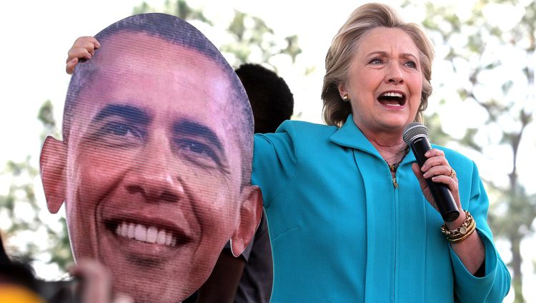 Hillary Clinton durante su campaña contra Obama