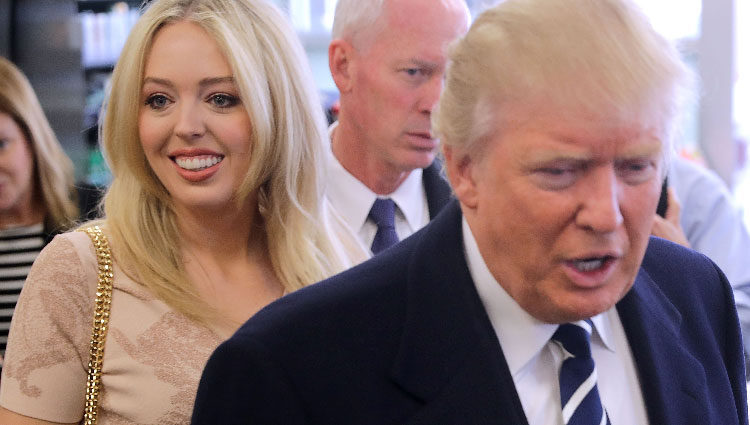 Tiffany y Donald Trump juntos en un evento