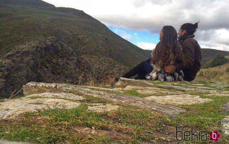 Jacko Monroy y Carolina Trujillo, muy enamorados en la sierra de Madrid