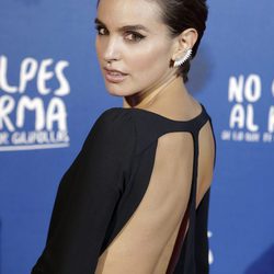 Verónica Echegui durante la premiere de la película 'No culpes al karma de lo que te pasa por gilipollas"