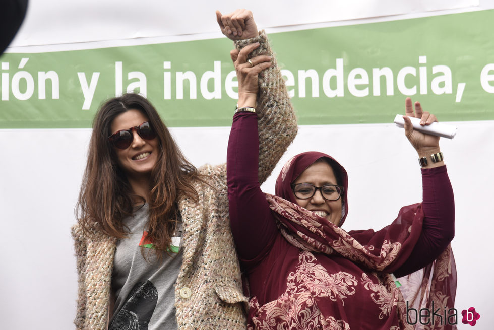 Clara Lago manifestándose en Madrid