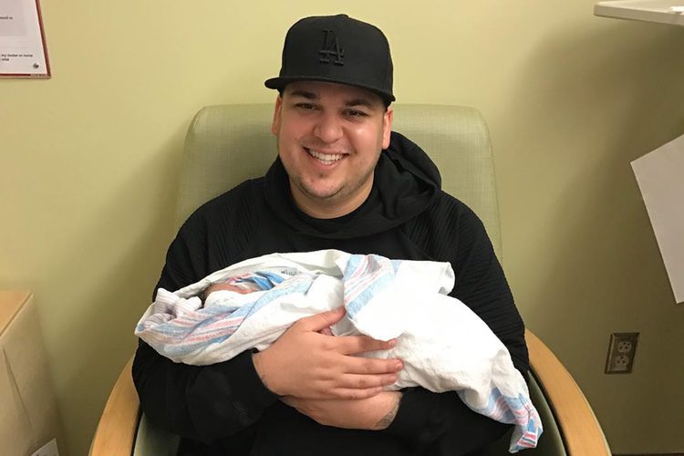 Rob Kardashian junto a su hija Dream Renée Kardashian