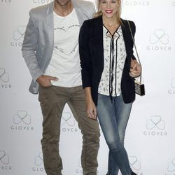 Patricia Montero y Álex Adrover en la presentación de Clover