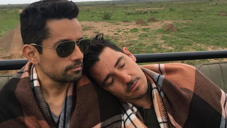 Jonathan Knight y Harley Rodríguez disfrutan de su estancia en África