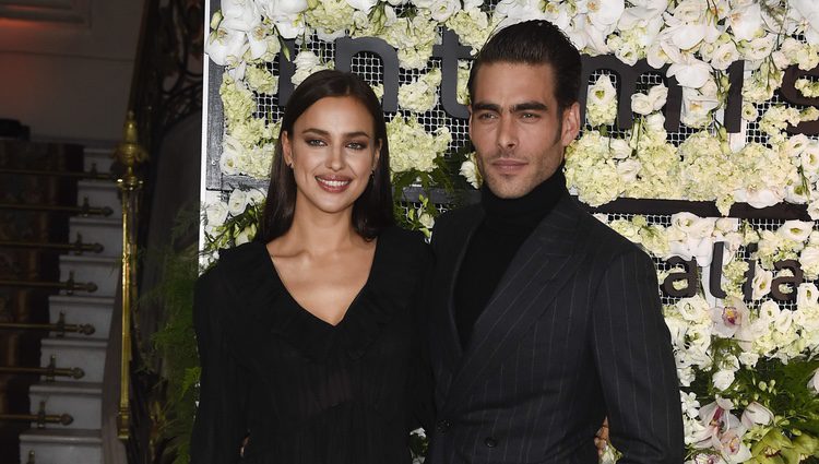 Irina Shayk y Jon Kortajarena en la fiesta del 20 aniversario de Intimissimi en Madrid