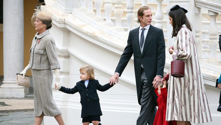 Carolina de Mónaco, Andrea Casiraghi y Tatiana Santo Domingo con sus hijos Sasha e India en el Día Nacional de Mónaco 2016