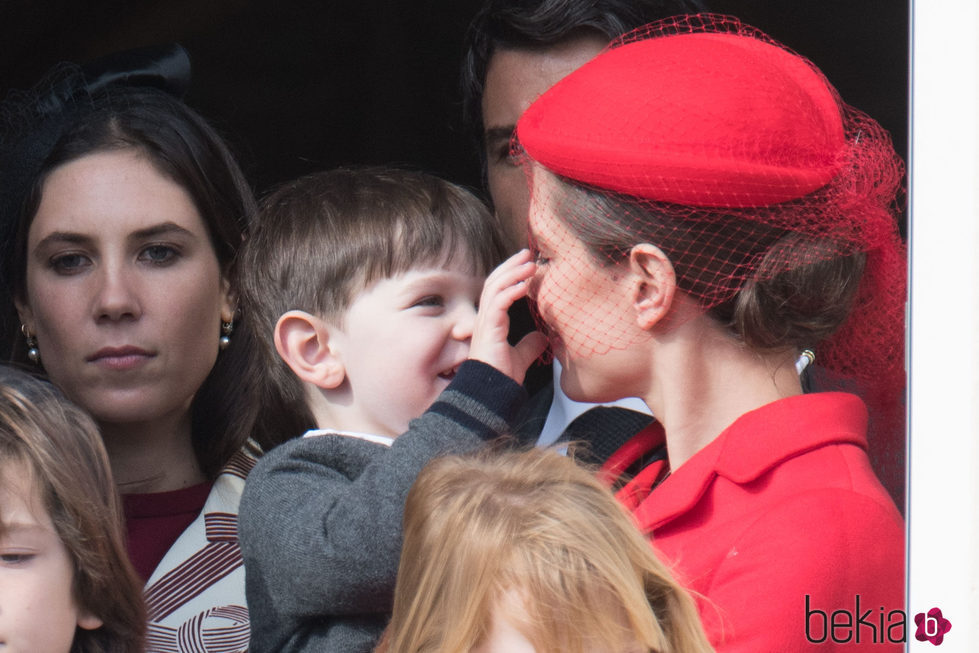 Raphaël Elmaleh juega con Carlota Casiraghi en el Día Nacional de Mónaco 2016