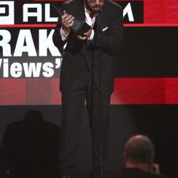 Drake en la gala de los American Music Awards 2016