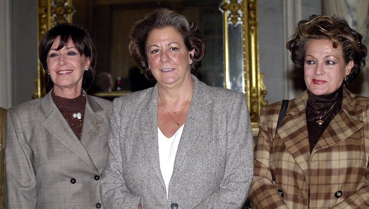 Concha Velasco, Rita Barberá y Carmen Sevilla