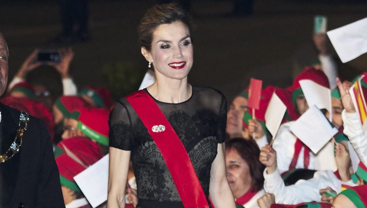 La Reina Letizia en una cena de gala en Guimaraes con motivo de su Visita de Estado a Portugal