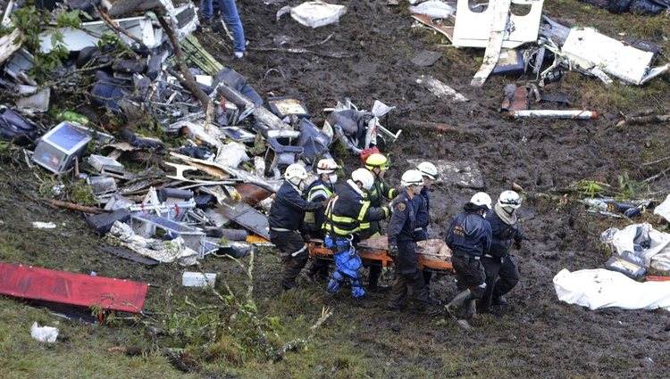 Se estrella en Colombia el avión en el que viajaba el equipo de fútbol brasileño Chapecoense